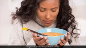 wellhealthorganic.com:to-increase-immunity-include-winter-foods-in-your-diet-health-tips-in-hindi