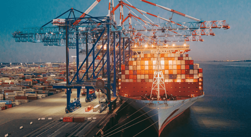 Oversize Cargo Shipping in Dubai: Is It Safe to Book Online?