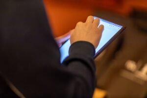 online user interest themes identified